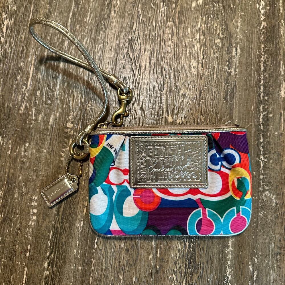 Coach Poppy Multicolored Graffiti Signature Wristlet Clutch Bag Purse 6”x4”